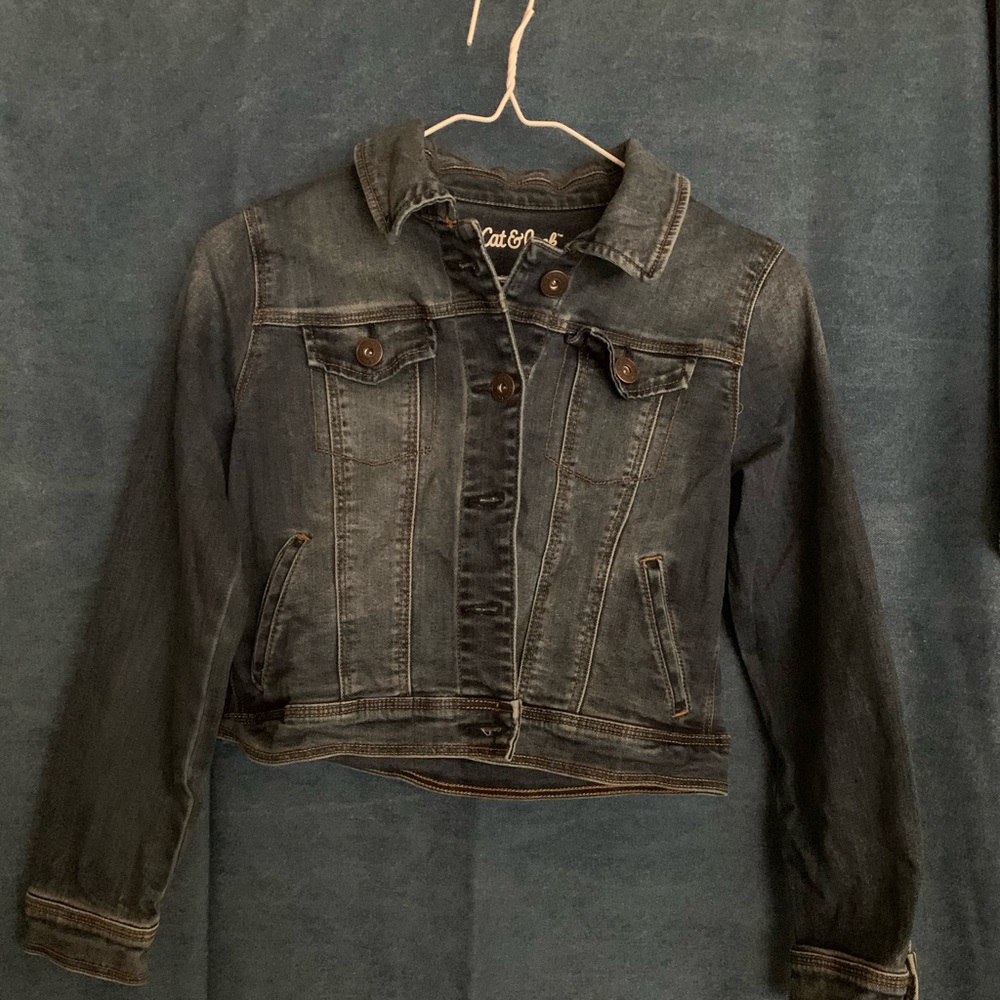 Cat & Jack Blue Jean Jacket Classic Style Kids Large 10/12. Brand New with tags.